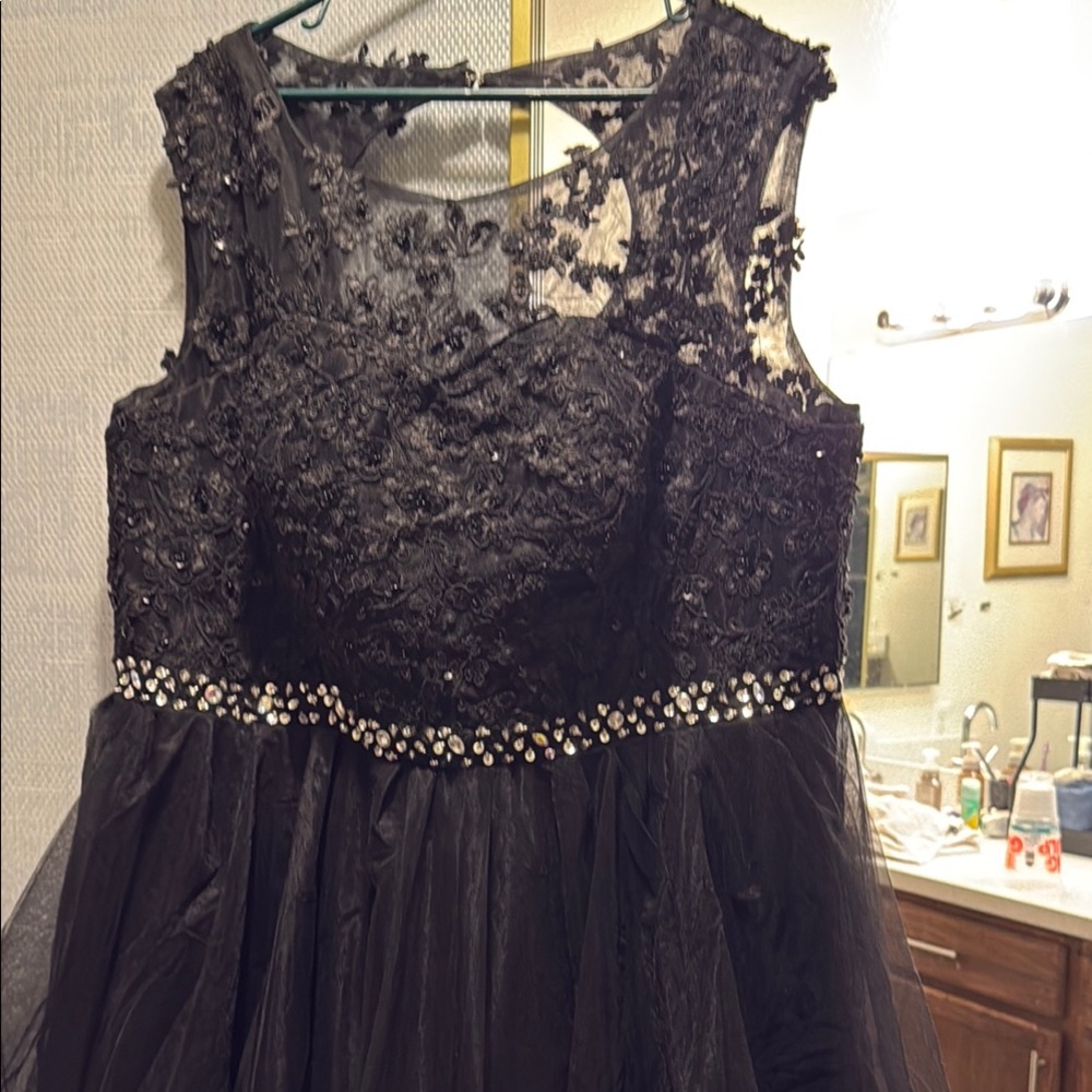 Elegant Black Lace Dress with Rhinestone Detail
